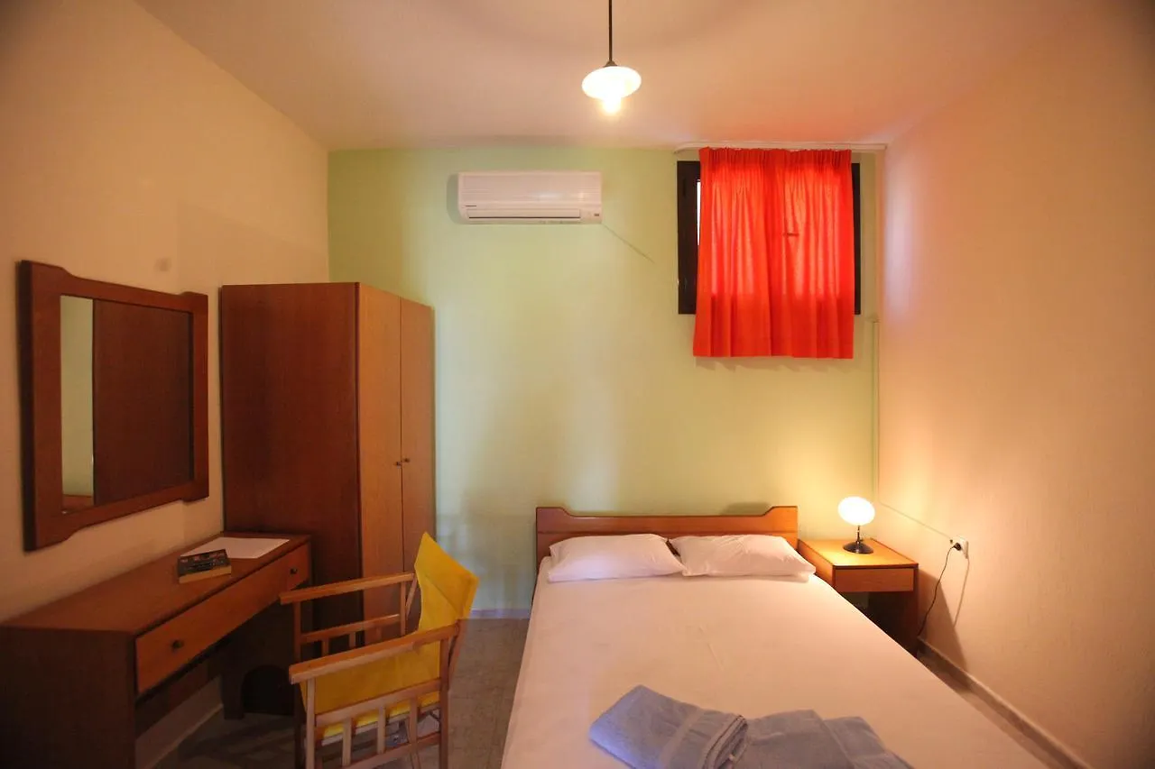 Elena Apartments & Studios Vourvourou Grecia