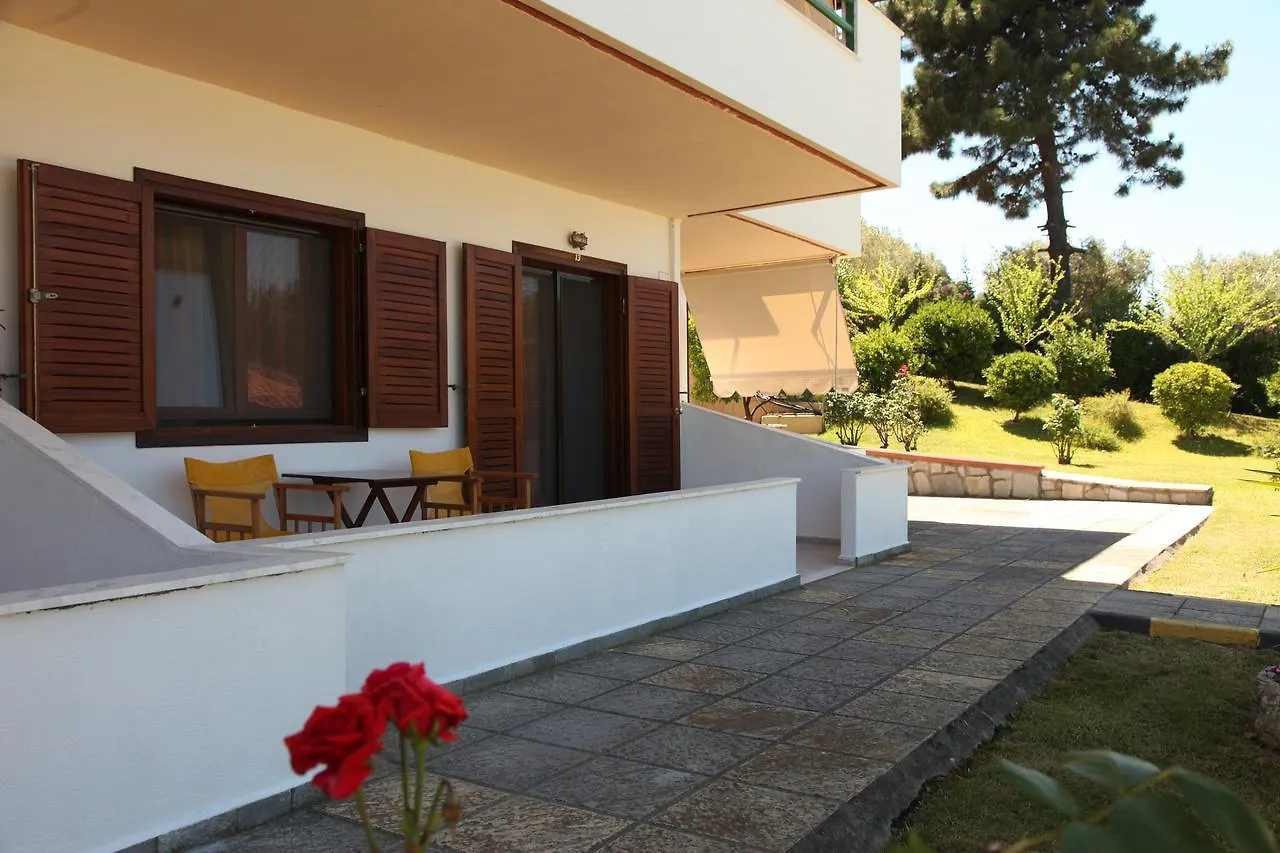 Elena Apartments & Studios Vourvourou